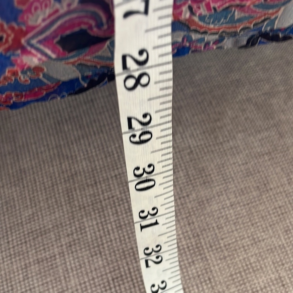 Meghan Fabulous Gently used Excellent Condition Size M
Bright Color’s
27A - Picture 7 of 13